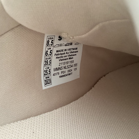 Sorel Women's Ona Ave Low-Top Sneakers, size 8.5 - Picture 5 of 12